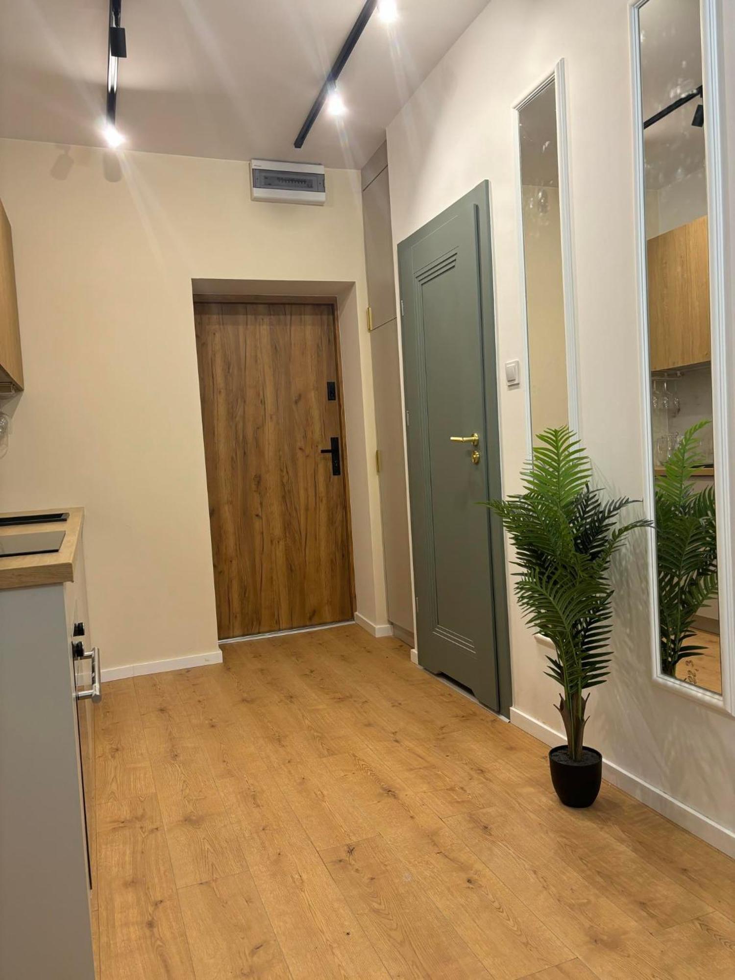Apartament Pod Wieza 1 Wałbrzych Extérieur photo