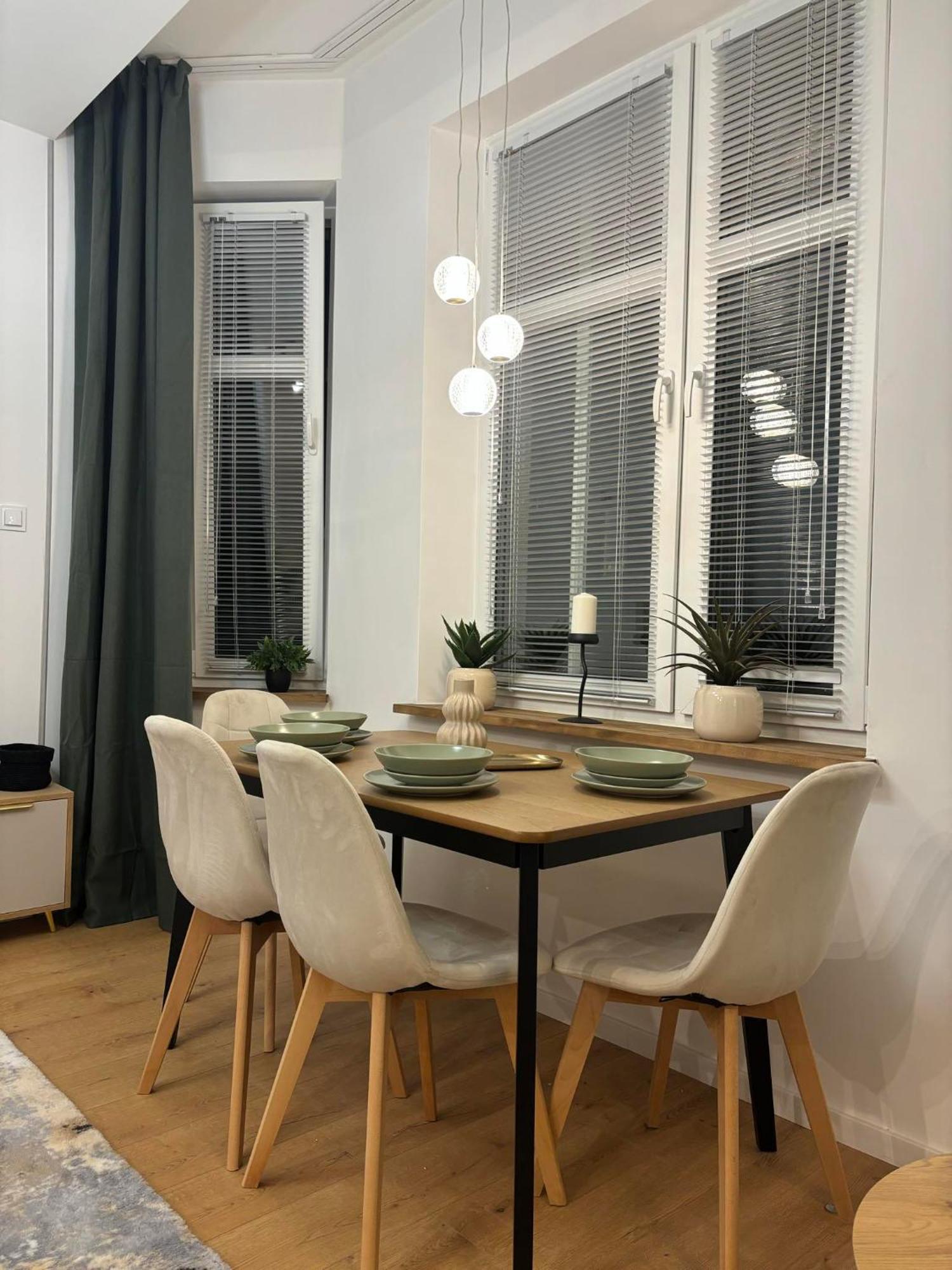 Apartament Pod Wieza 1 Wałbrzych Extérieur photo
